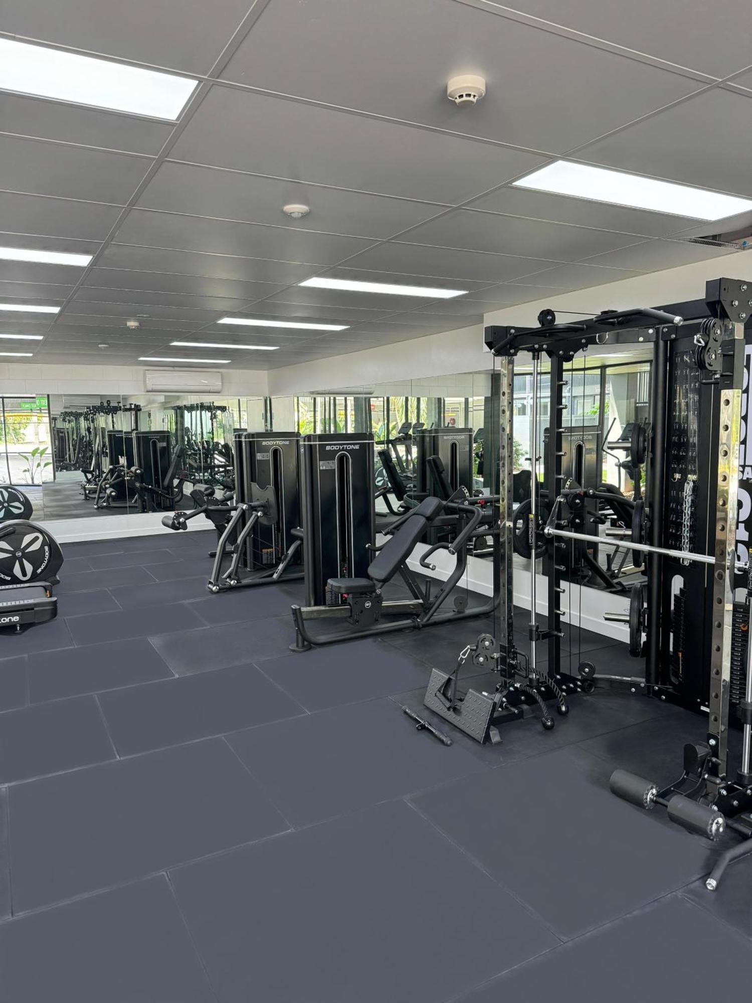 Belmoral Corporate Suites (Adults Only) Τάουνσβιλ Εξωτερικό φωτογραφία