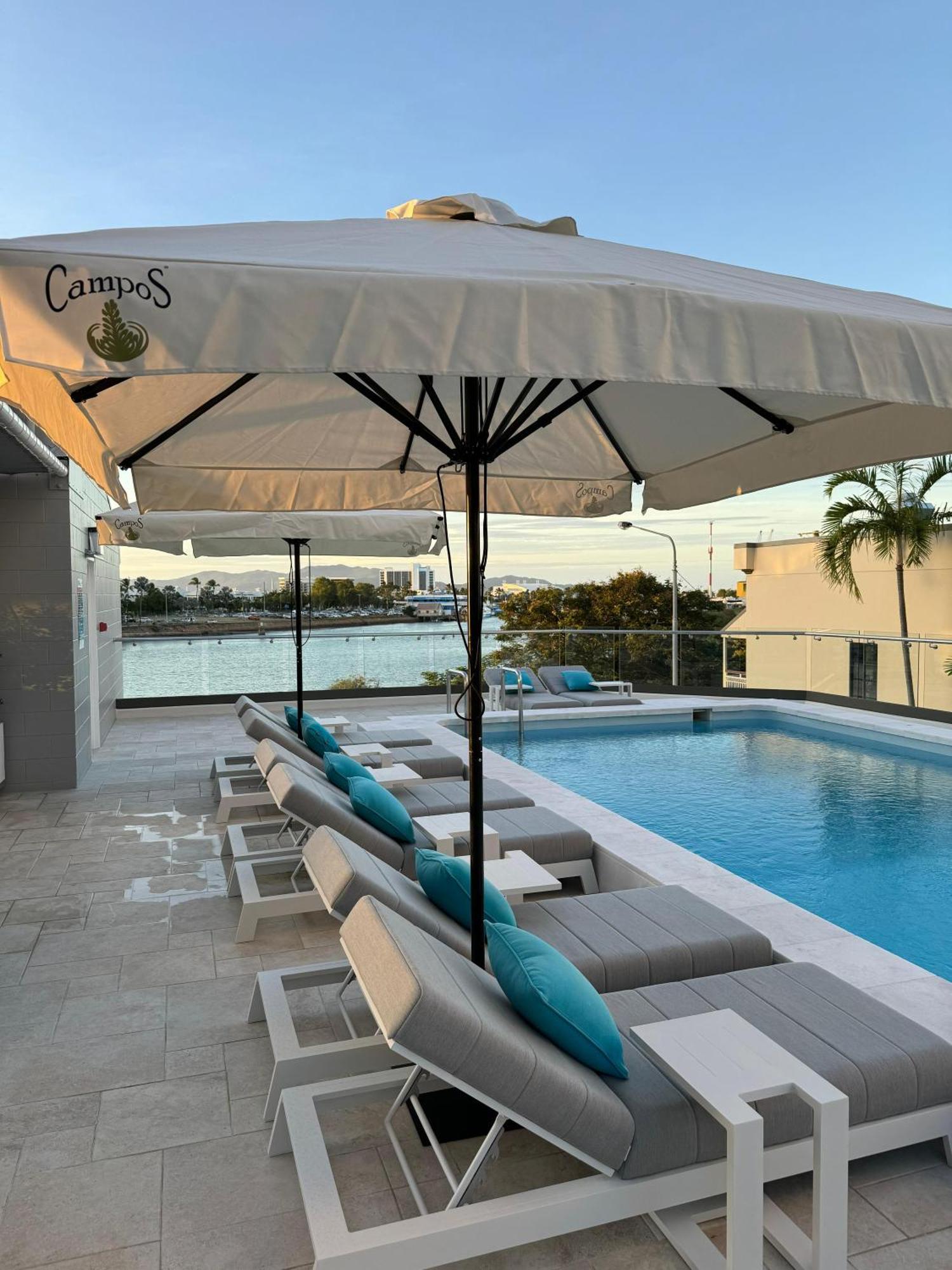 Belmoral Corporate Suites (Adults Only) Τάουνσβιλ Εξωτερικό φωτογραφία